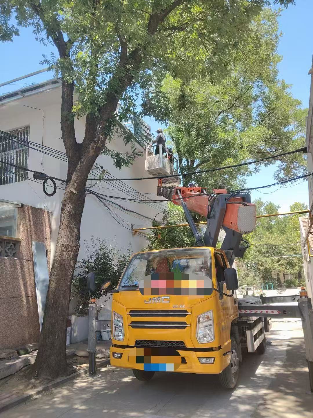 东阿县高空作业车能吊装重物吗？最大承载多少公斤？